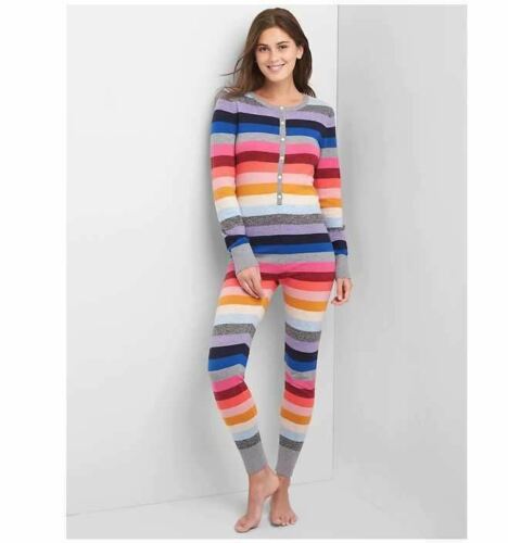 gap night suits